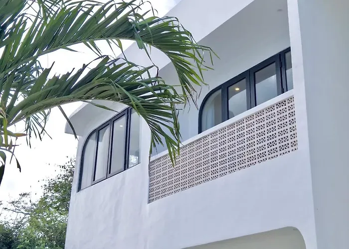 Tranquil Near Melasti & Uluwatu Beaches Ferienhaus *