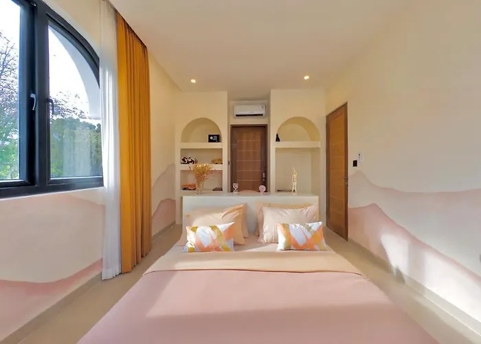 Tranquil Near Melasti & Uluwatu Beaches *